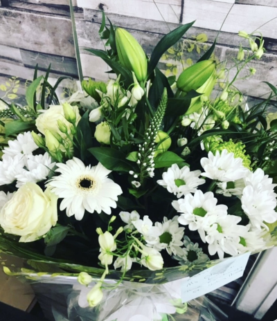 Mother’s Day Cream bouquet - A hand tied bouquet in shades of cream. Gift wrapped and presented in a box of water. Available in 4 sizes. A perfect Mother’s Day gift.